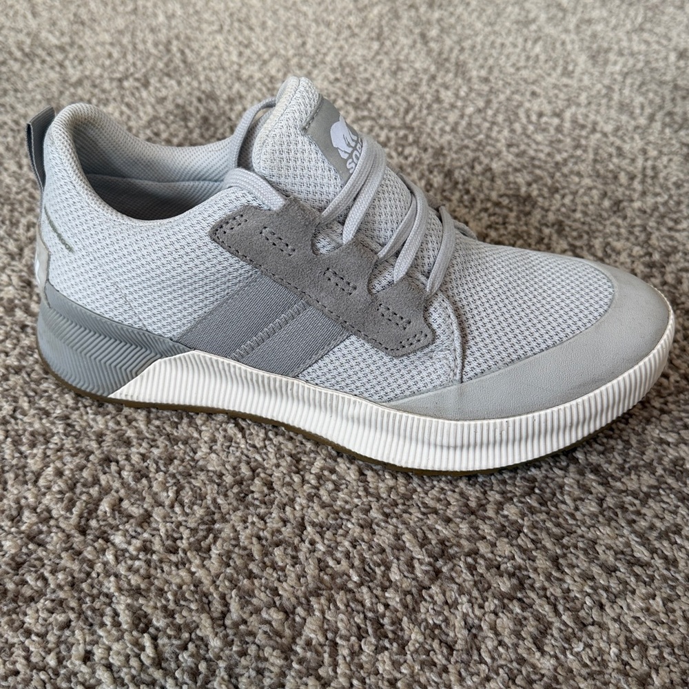 Sorel Out ‘N About III Low Sneaker Moonstone Grey